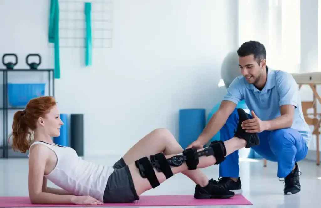Debunking Meal Timing Myths: The Truth About Muscle Recovery 1 Woman having treatment to help muscle recovery Worthing after an injury